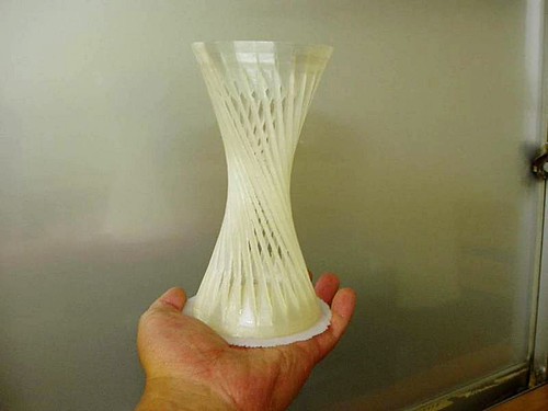 3D Printed Twisterous Vase for the Rostock 3D Printer - Math Art by @Dizingof | by Dizingof