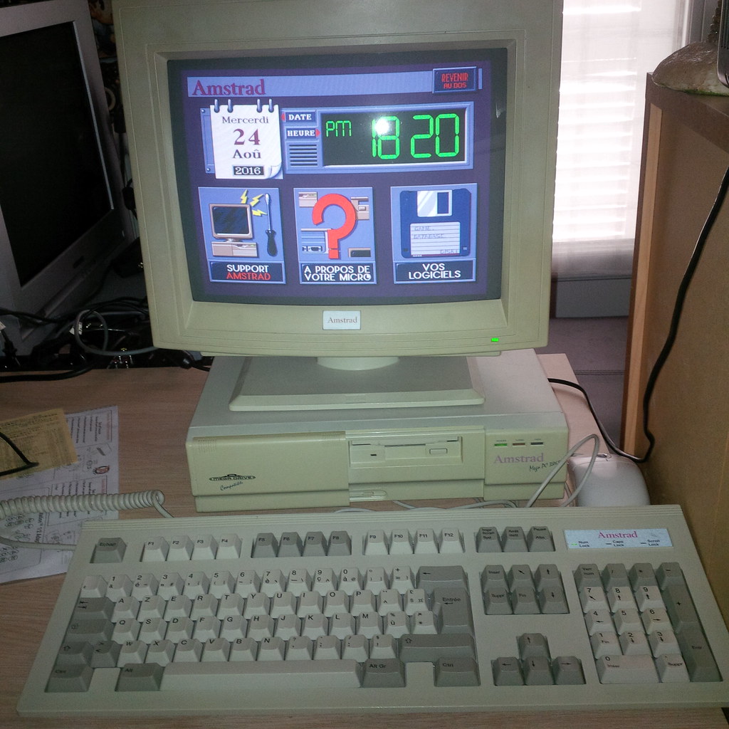 Toujours à la recherche des logiciels préinstallés de l'Amstrad Mega PC 28606286153_513cf5769d_b