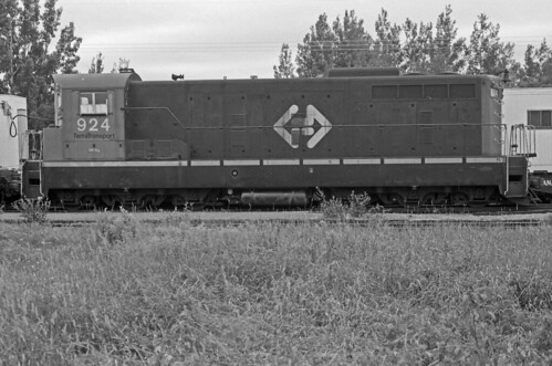 railroad abandoned film cn train 35mm newfoundland nikon diesel railway canadian junction notredame national locomotive railways gauge narrow relics cnr emd gmd 42inch lewisporte nf210 nf110