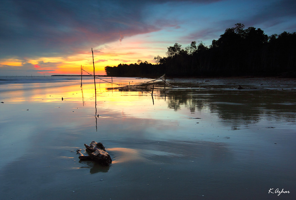 Pantai Aceh Pulau Indah - Dengan hamparan pasir yang berwarna putih