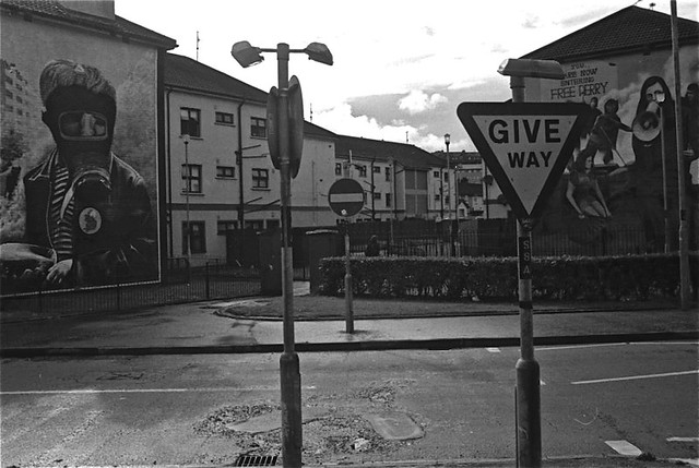 give way - free derry