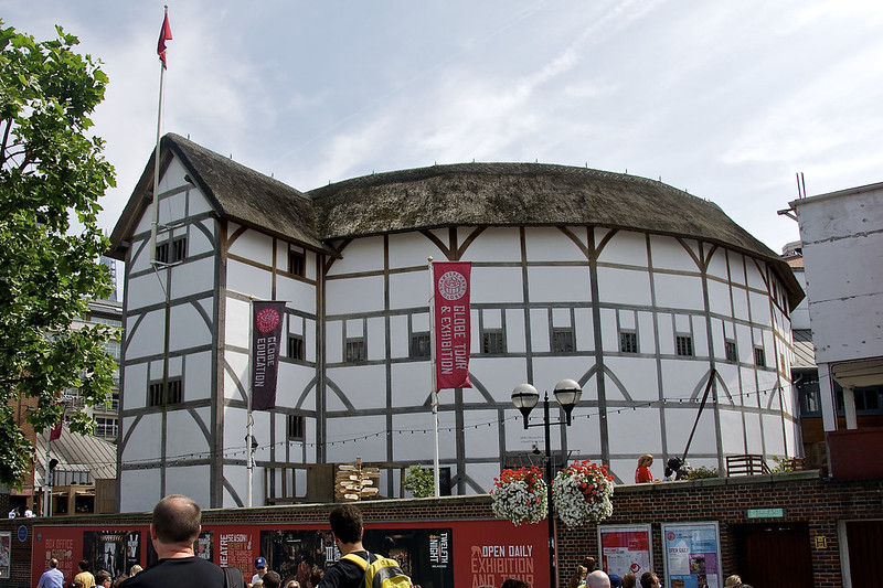 shakespeare globe theatre london