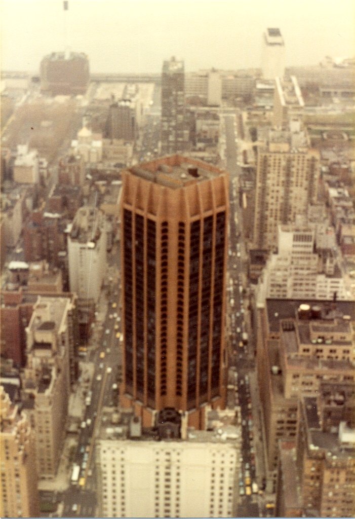 Empire State Building, New York (1982) | © photo by Paul Wri… | Flickr