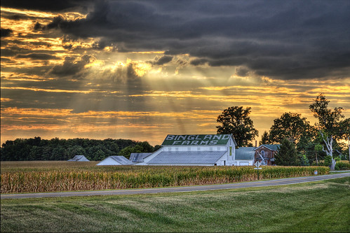 sunset ohio clouds farm farmland rays dailyville ohiofoothills binglandfarms