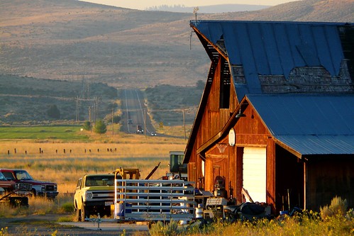 california rural america sunrise dawn norcal lassencounty red basketball yellow barn truck hoop farm hwy395 susanville