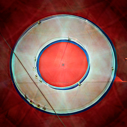 eyetwistkevinballuff sutter county yuba yubacity midvalley sos norcal california bridgest o circle square red processed prcssd photoshop lensblur vignette texture secretrecipe digixpro supersaturated signaltonoise postprocessed postprocessing typography type signs typographic signage text letters numbers graphic sign white blue neon sutterorchardsupply orchard supply yubasutter round