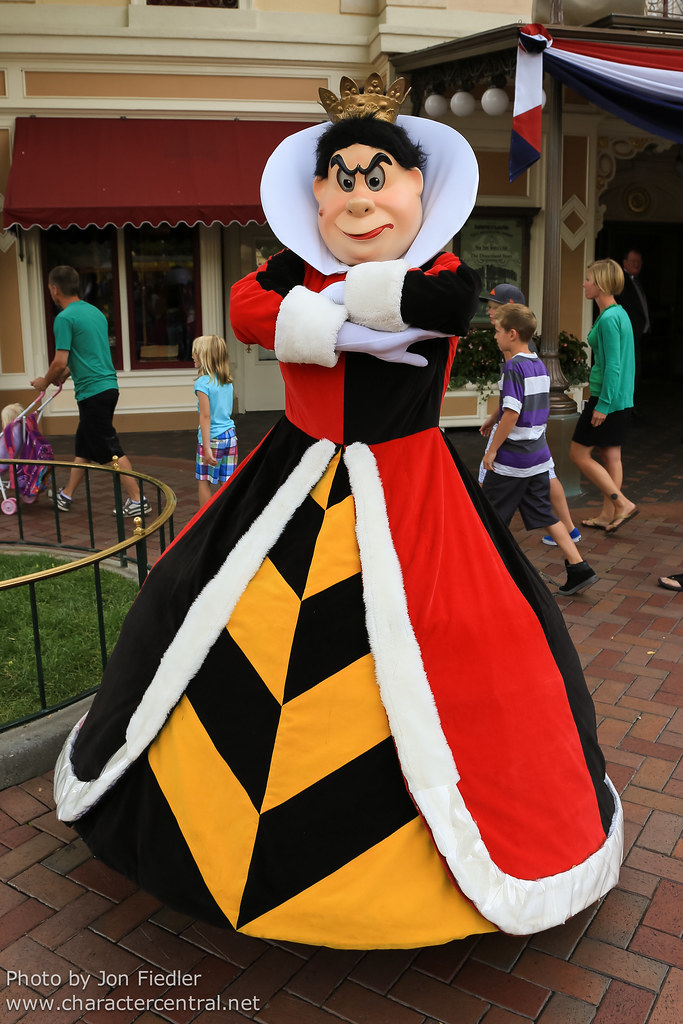 Disneyland July 2012 - Meeting the Queen of Hearts | Flickr
