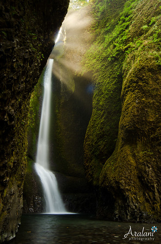 oregon landscape waterfall scenic gorge oneonta columbiarivergorge sunflare loweroneontafalls