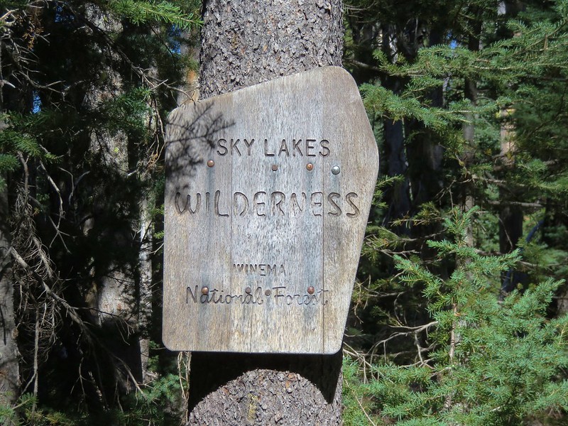 Sky Lakes Wilderness sign