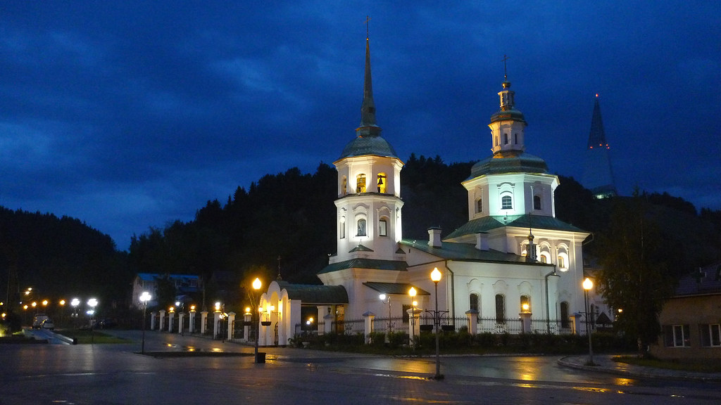Ханты Мансийск храм зимой