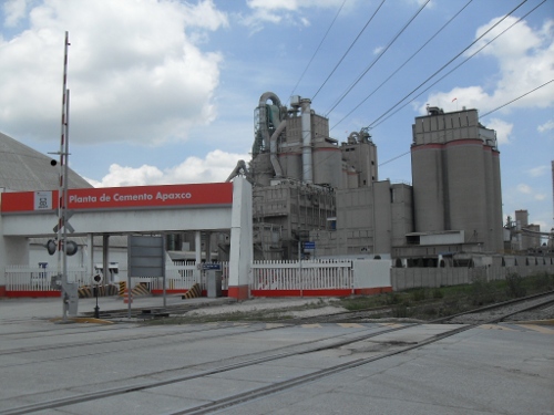 Holcim Apaxco | Planta de Holcim-Apasco en el municipio de A ...