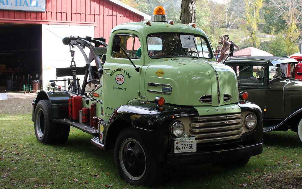 1948 Ford COE | Ford cab-over tow truck. | blazer8696 | Flickr