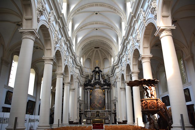 Bruges:  St. Walburga Church
