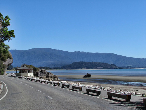 Pohara | The road winds along the bay with huge limestone cl… | Flickr