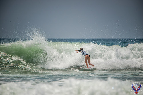The Talented & Beautiful Alana Blanchard Surfing at Huntin ...
