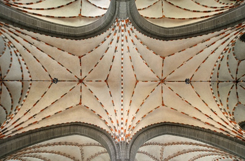 20180522-032F | Vadstena, Gewölbe des Mittelschiffes in der Klosterkirche. Östergötland / Schweden, 22.05.2018