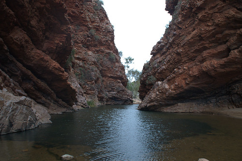 simpsonsgap australia rocks water reflections