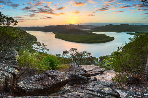 from city sunset cliff river bush bend edge boating land horseshoe shire aussie hornsby marlow gosford hawkesburyriver centralcoastnswaustralia