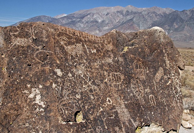 Petroglyphs / Red Canyon Site