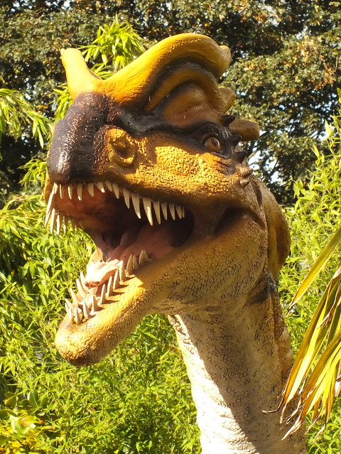 Dilophosaurid (Dilophosaurus wetherilli) portrait