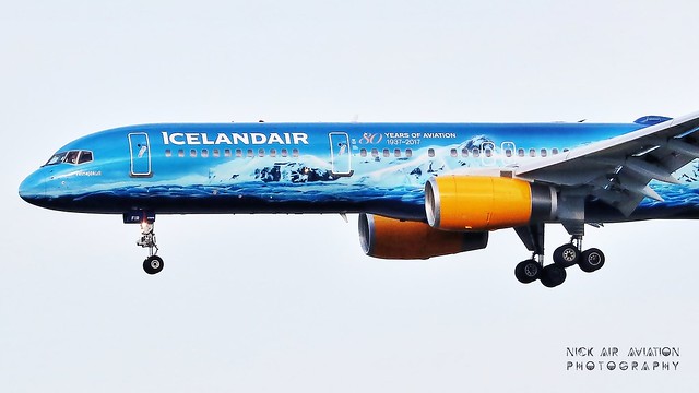 TF-FIR Icelandair Boeing 757-256(WL) 