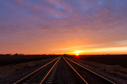 sunrise illinois unitedstates traintracks railway morrison