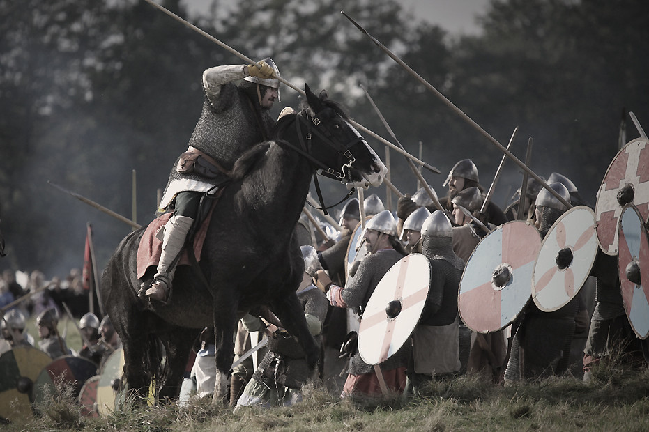 Битва при гастингсе год. Битва при Гастингсе 1066. Битва при Гастингсе (1066 г. н.э.). 1066 Год битва при Гастингсе.