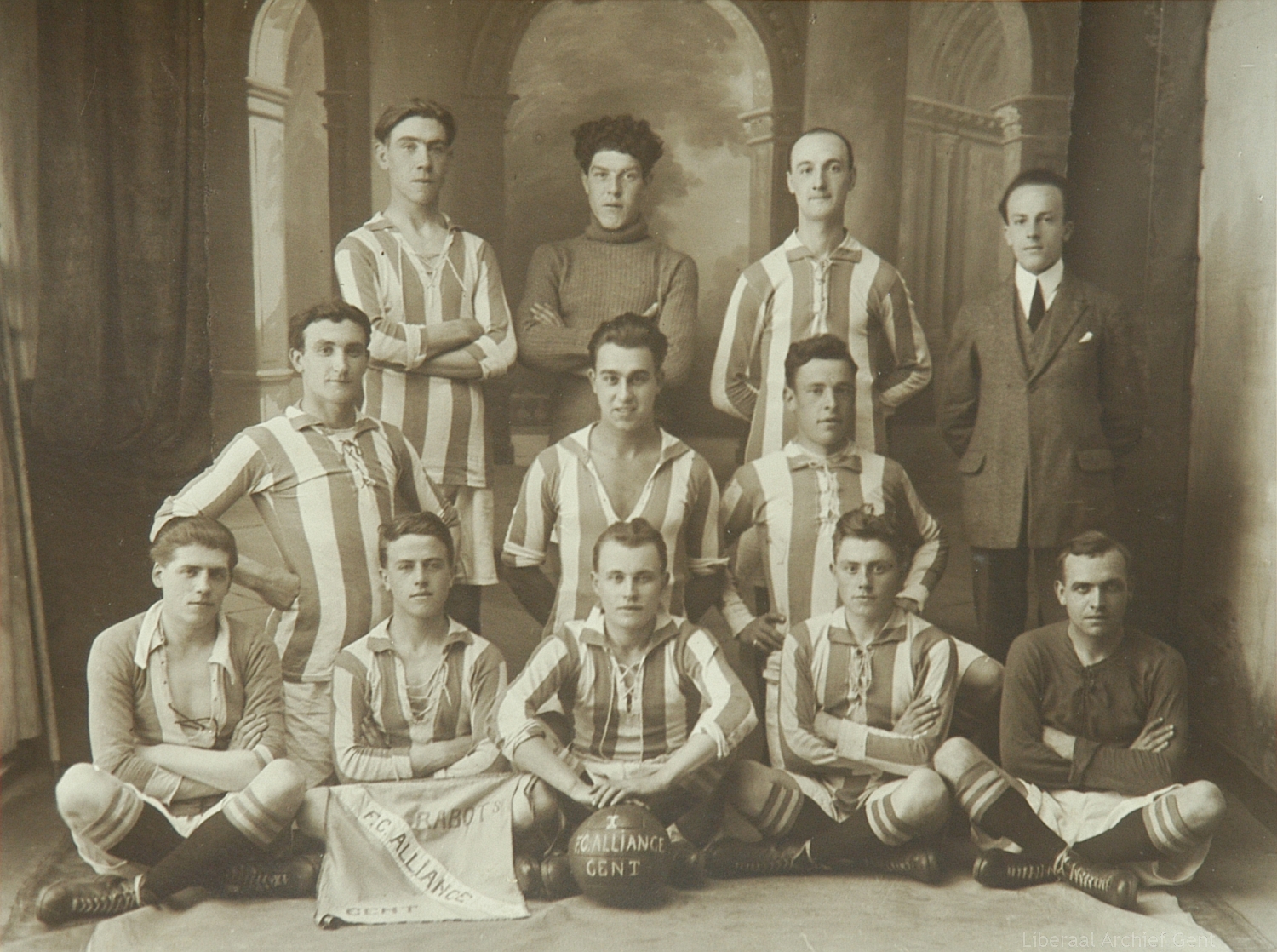 Voetbal team Liberale Kring van Rabot en Brugsepoort, Gent, 1924