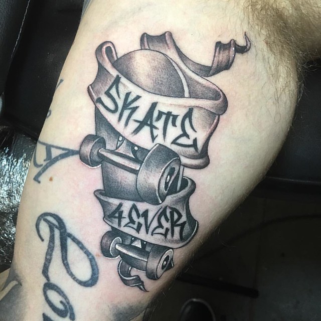 skateboard tattoo | Skateboard tattoo, Skate tattoo, Skater tattoos
