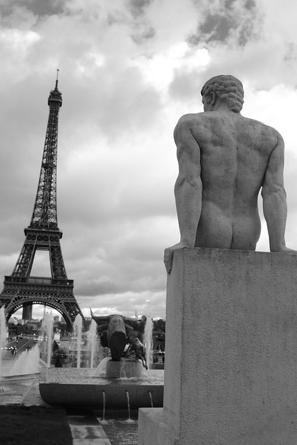 Eiffel Tower and stoney-faced observer, Trocadéro