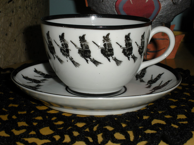 Late 1800's Witch Fortune Cup