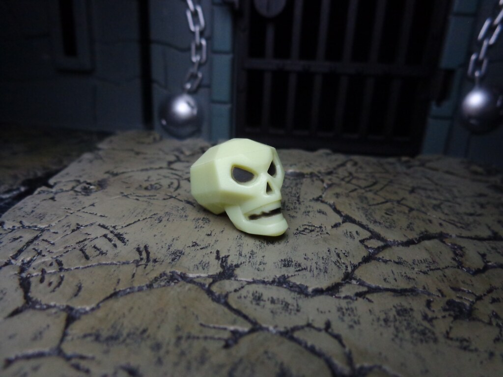 Tiny Skull