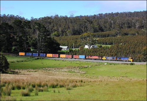 train australia tasmania ee zr freighttrain 634 englishelectric goodstrain diesellocomotive 2101 tasrail no34 zrclass canoneos550d trainsintasmania rhyndaston stevebromley