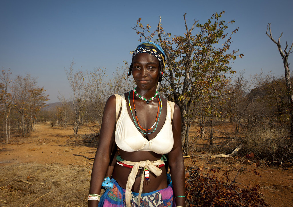 Mudimba Woman In Bra, Village Of Combelo, Angola, Celebrati…