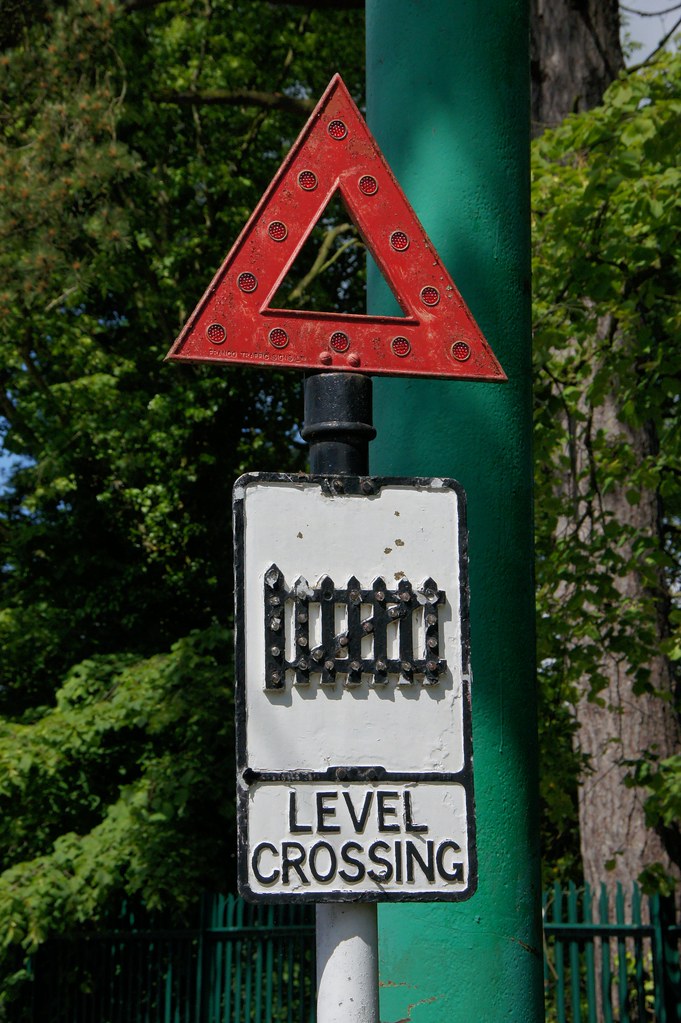 170612-026 CPS | Various signs, bits and stuff around the mu… | Flickr