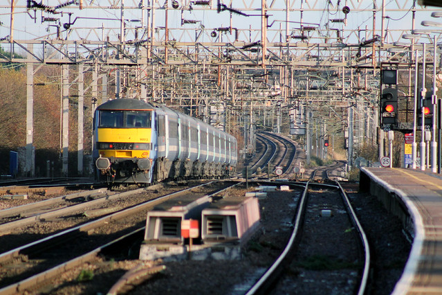 90 012 tails 1P30 1300 Liverpool Street - Norwich as it speeds away from Colchester (1349) Wednesday 28th November 2012