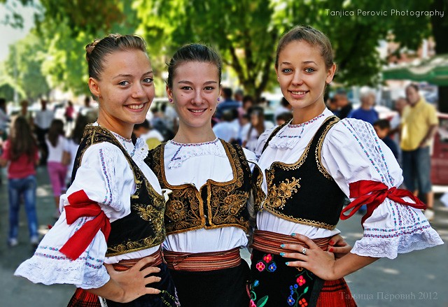 Serbian Girls in National Dress. Tanjica Perovic Photography.