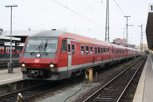 DB: 610 517/017 + 610 515/015 + 610 001/501 als RegionalExpress nach Cheb (Eger) in Nürnberg Hbf
