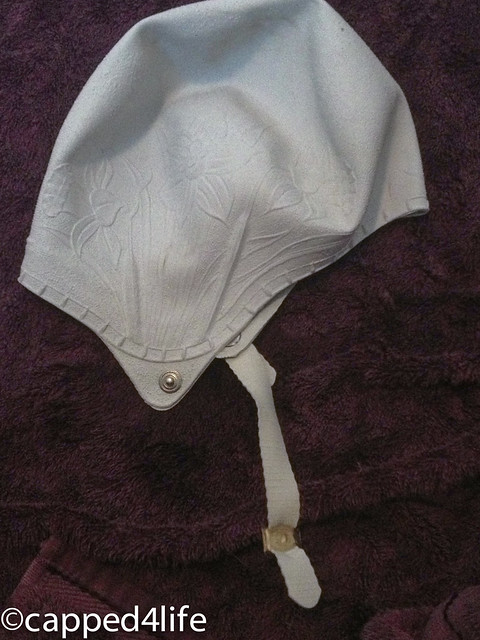 white howland bathing cap