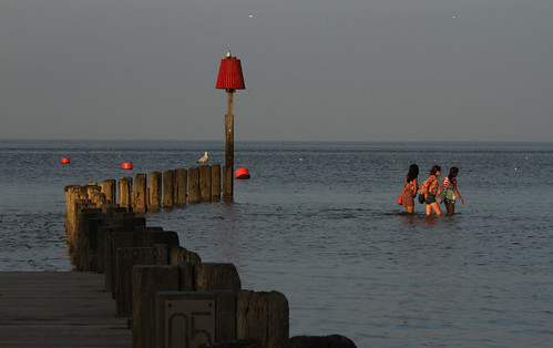 uk england people beach canon evening seaside lincolnshire towns cleethorpes