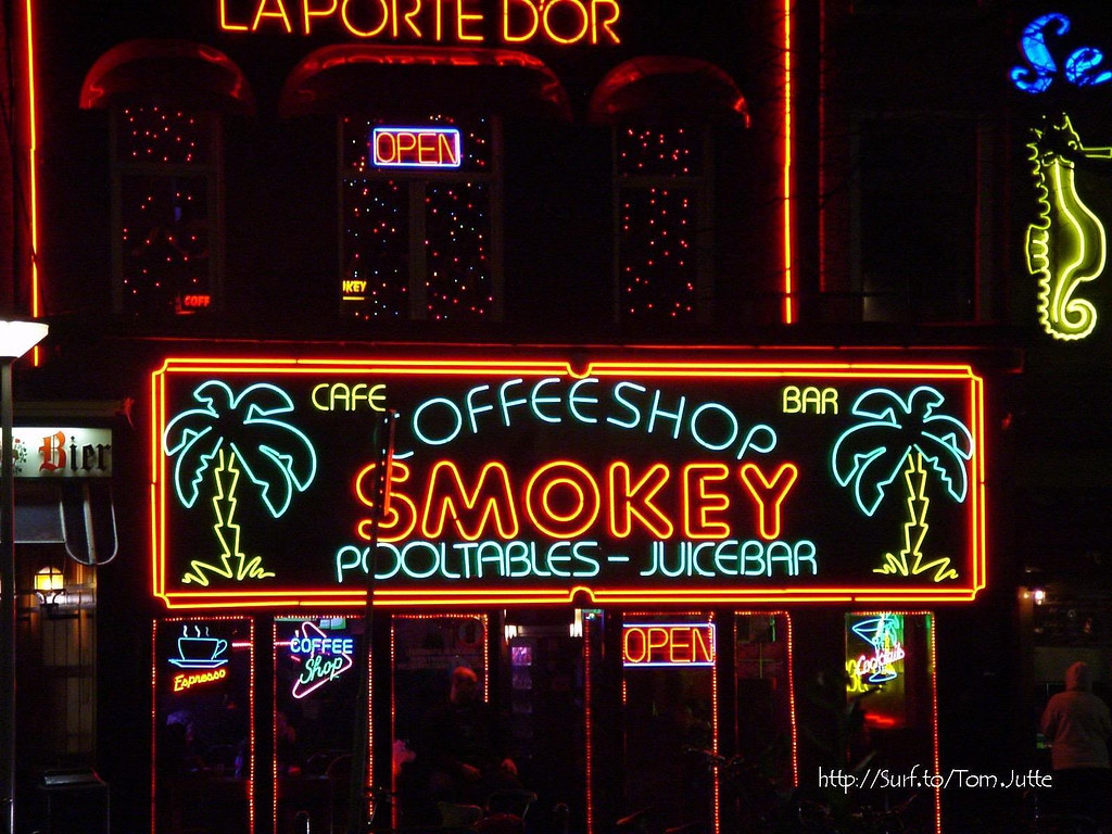 Smokey Coffeeshop, Amsterdam, Netherlands - 2740 | Club Smok… | Flickr