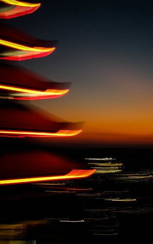 light sunset reading pagoda pennsylvania streaks