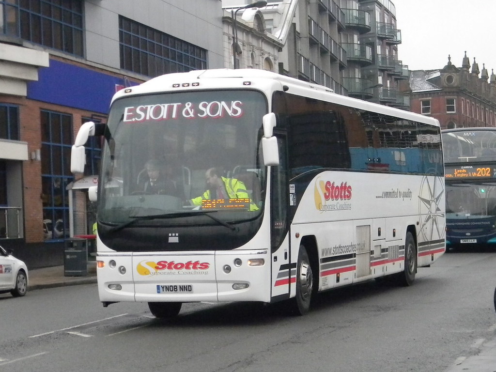 YN08NND stotts bus & coach travel | Leeds Volvo B12B Plaxton… | Flickr