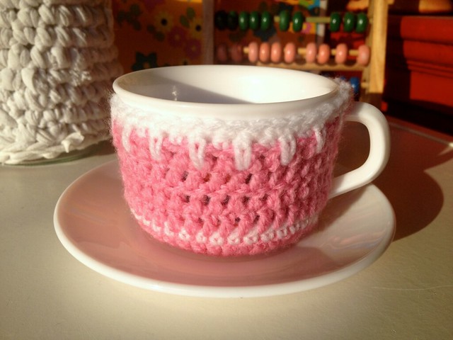 Crochet teacup