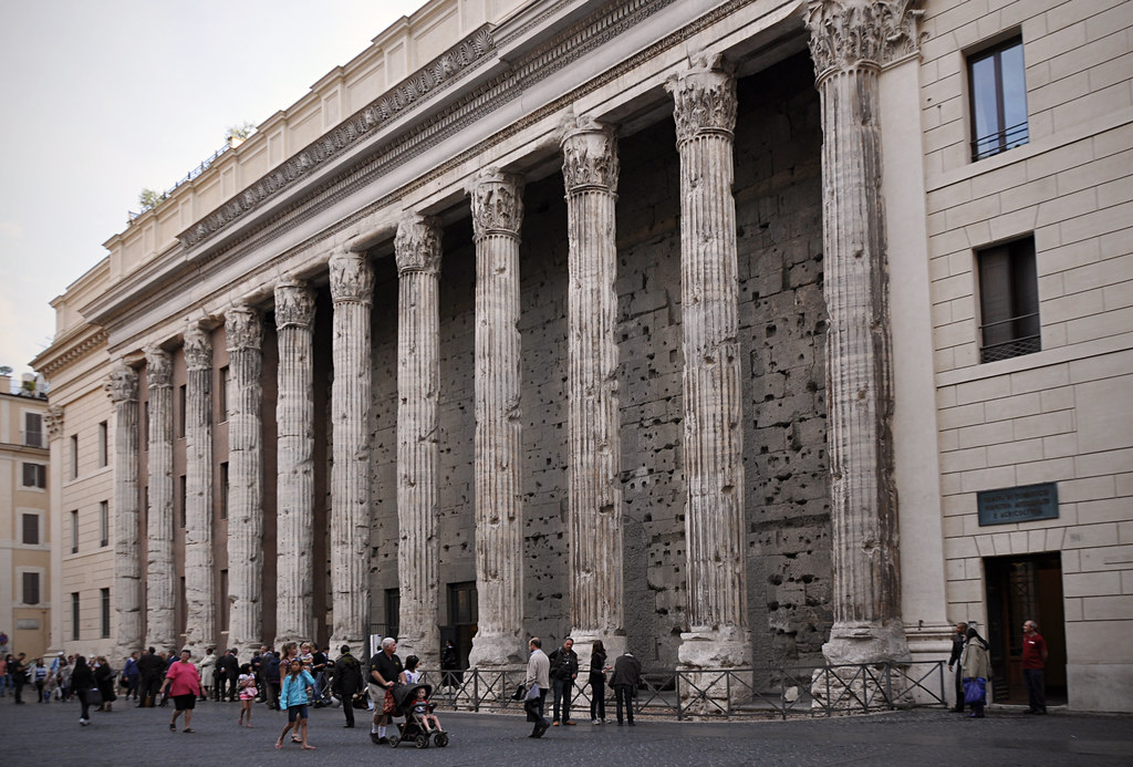 Hadrianus tempel i Rom | en.wikipedia.org/wiki/Temple_of_Had… | Flickr