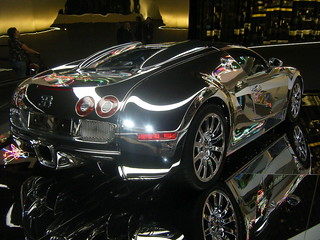 Bugatti Veyron, Auto-Stadt