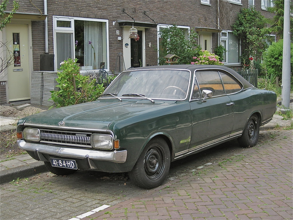 Wiking 84/1 OPEL COMMODORE COUPE a693 