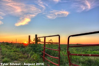 2/3 Summer Sunset over Western Johnson County, KS 8-20-16