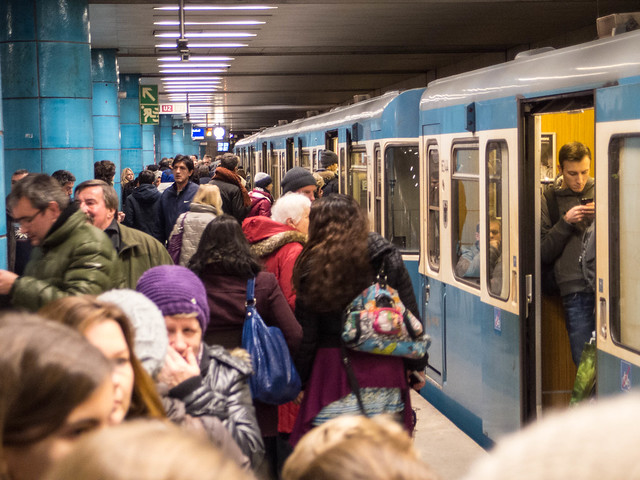 U-Bahn, das Leben in vollen Zügen geniesen