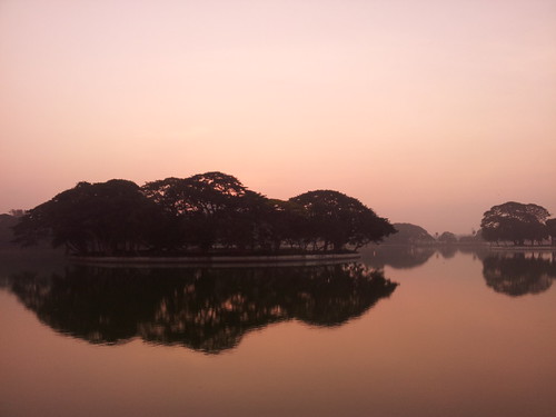 lake sunrise dawn bangalore ulsoor flickrandroidapp:filter=none